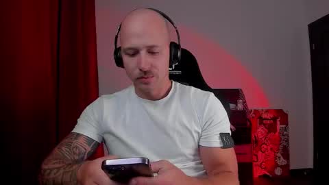 VI online show from 09-21-25, 05:47