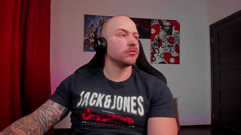 VI online show from 02-25-26, 06:28