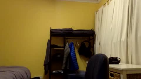 Snapshot of whynotfly1 chatting on 09-15-25, 09:20 whynotfly1 online show from 09-15-25, 09:20