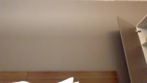 Snapshot of whynotfly1 chatting on 10-22-25, 10:59 whynotfly1 online show from 10-22-25, 10:59