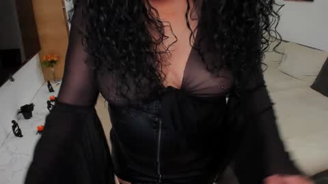 Milf Amy online show from 12-19-24, 07:51
