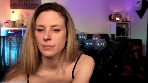 Gretchen  Jimmy online show from 01-28-25, 03:15
