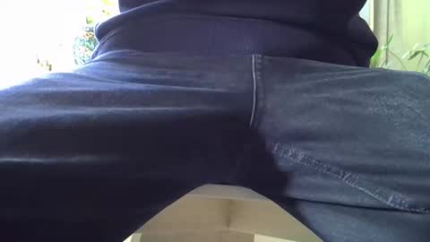 wifewatcher123 online show from 11-18-25, 10:31