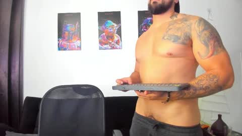 Devon and Chloe online show from 03-04-25, 05:11