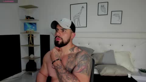 Devon and Chloe online show from 03-05-25, 05:07