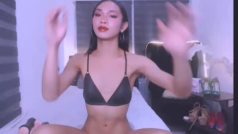 wild lily30 online show from 03-07-25, 09:38