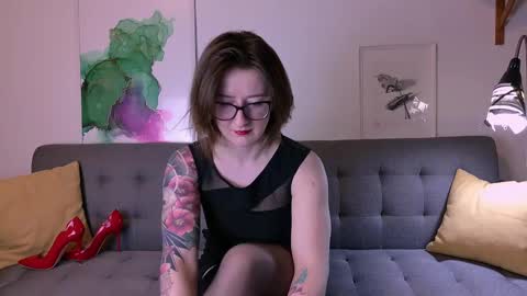 wild_peony online show from 03-01-25, 08:10