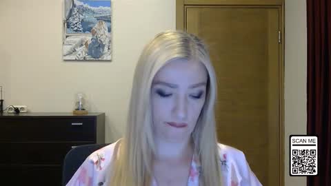 Alina online show from 10-19-25, 01:56