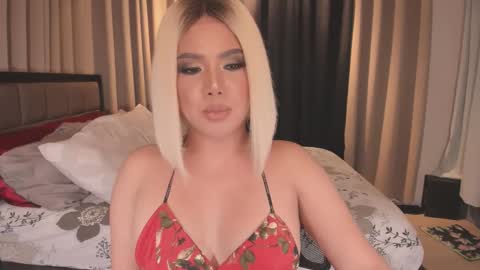 Snapshot of wildbelladonnats chatting on 03-07-25, 12:45 BELLA online show from 03-07-25, 12:45