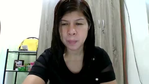 Snapshot of wildbrownchick69 chatting on 02-12-25, 12:05 WildChick online show from 02-12-25, 12:05