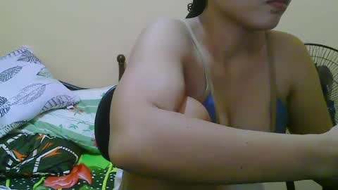 Snapshot of wildcamille chatting on 01-27-25, 06:52 camille online show from 01-27-25, 06:52