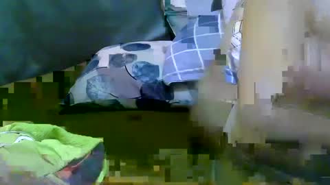 Snapshot of wildcamille chatting on 02-06-25, 03:09 camille online show from 02-06-25, 03:09
