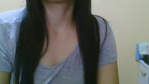 Snapshot of wildcamille chatting on 02-20-25, 02:18 camille online show from 02-20-25, 02:18