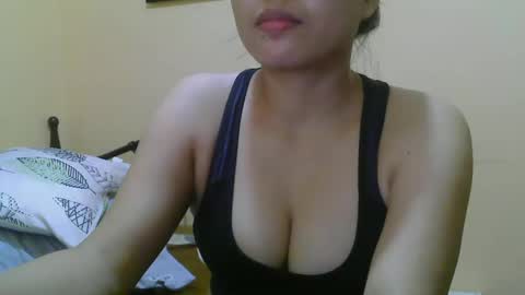 Snapshot of wildcamille chatting on 03-12-25, 10:26 camille online show from 03-12-25, 10:26