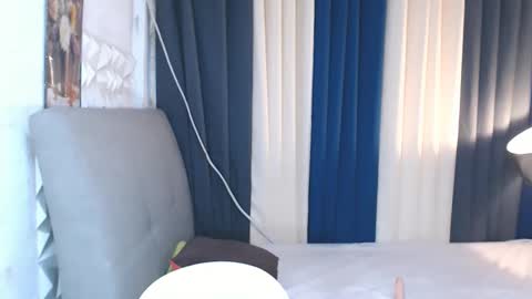 pauleen online show from 11-14-25, 04:44