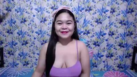 Snapshot of wildparadiseph chatting on 10-20-25, 02:23 Call me Shane online show from 10-20-25, 02:23