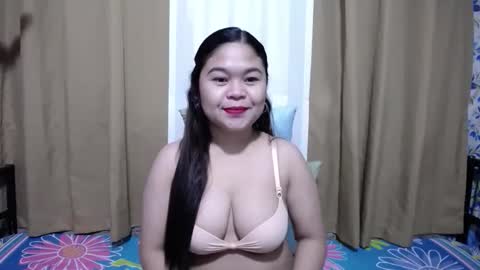 Snapshot of wildparadiseph chatting on 10-31-25, 04:13 Call me Shane online show from 10-31-25, 04:13