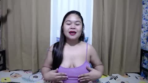 Snapshot of wildparadiseph chatting on 11-12-25, 02:23 Call me Shane online show from 11-12-25, 02:23