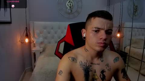 wild online show from 10-13-25, 03:39