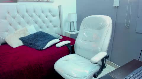 wild online show from 02-19-26, 04:52