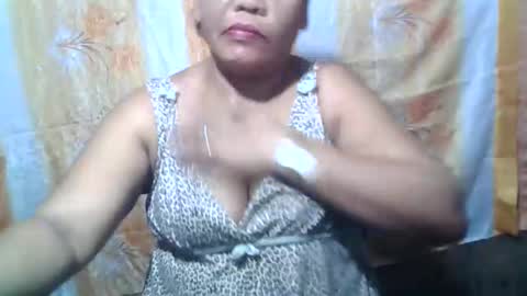 Snapshot of wildveron_205 chatting on 10-21-25, 12:33 wildveron_205 online show from 10-21-25, 12:33