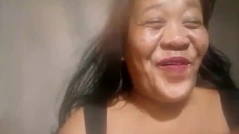 Snapshot of wildveron_205 chatting on 11-12-25, 11:43 wildveron_205 online show from 11-12-25, 11:43