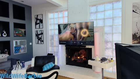 Snapshot of wildwifebarbie chatting on 01-23-25, 07:51 Angelica 49 online show from 01-23-25, 07:51