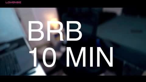 Snapshot of wildynight chatting on 10-14-25, 03:24 Wildy online show from 10-14-25, 03:24