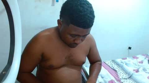 wilintom y sharon online show from 12-29-24, 01:02