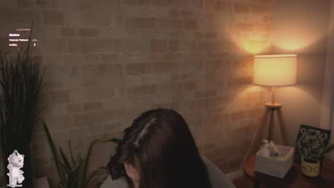 Eva online show from 02-01-25, 04:14