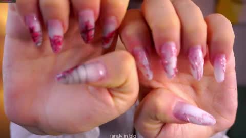 Eva online show from 10-13-25, 01:05