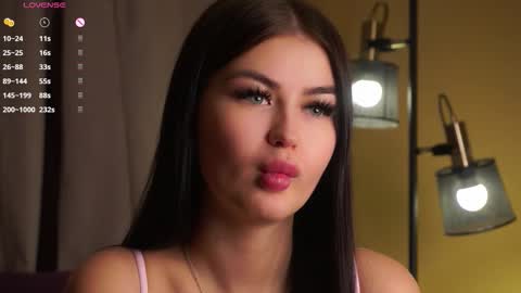 Eva online show from 12-14-25, 01:11