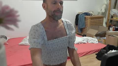 Lilian online show from 10-10-25, 11:59