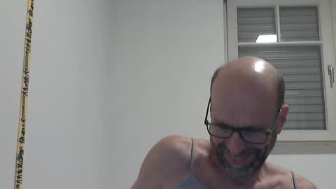 Lilian online show from 02-10-26, 10:03