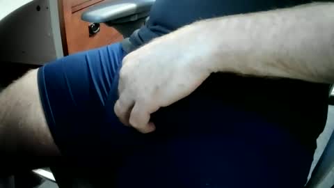 Snapshot of willecumtoday chatting on 10-23-25, 12:15 Will online show from 10-23-25, 12:15