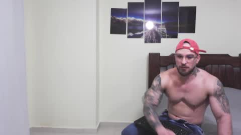 Snapshot of willhottwil1 chatting on 03-08-25, 04:12 BISEXUAL guys playing a little FOLLOW online show from 03-08-25, 04:12