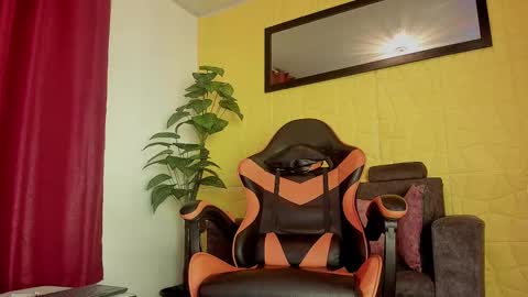 Snapshot of william_parra55 chatting on 09-17-25, 02:19 William Parra online show from 09-17-25, 02:19