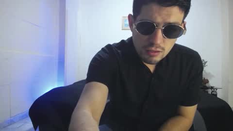 William Steel online show from 01-11-26, 04:01