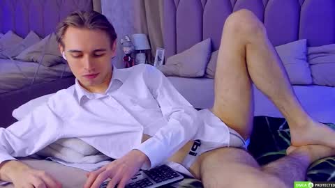 Snapshot of williamdyson chatting on 10-02-25, 03:13 William online show from 10-02-25, 03:13