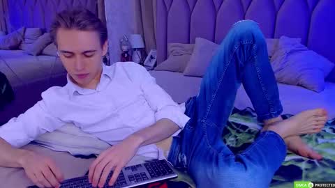 Snapshot of williamdyson chatting on 10-13-25, 03:17 William online show from 10-13-25, 03:17