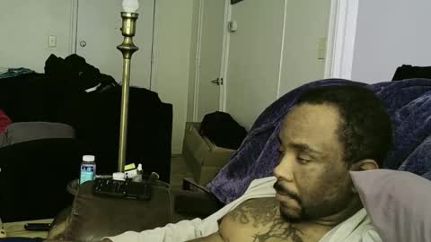 Snapshot of willie0201 chatting on 12-03-25, 03:54 YaBoyTJ online show from 12-03-25, 03:54