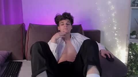 Snapshot of williemiler chatting on 10-17-25, 10:29 Willie online show from 10-17-25, 10:29