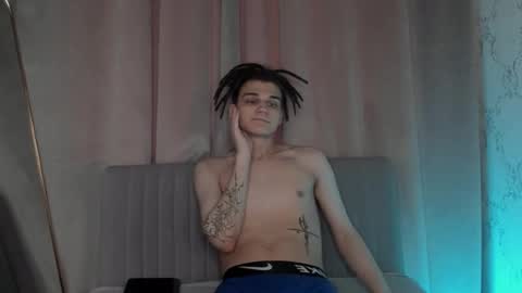 Snapshot of williemiler chatting on 11-11-25, 10:15 Willie online show from 11-11-25, 10:15