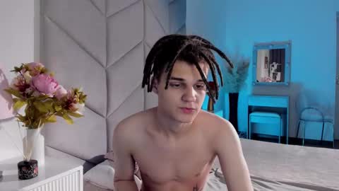 Snapshot of williemiler chatting on 11-13-25, 05:28 Willie online show from 11-13-25, 05:28