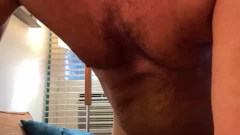 Snapshot of willirob chatting on 11-15-25, 11:10 William online show from 11-15-25, 11:10