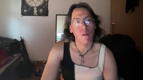 Ville Lohner online show from 11-18-25, 07:07