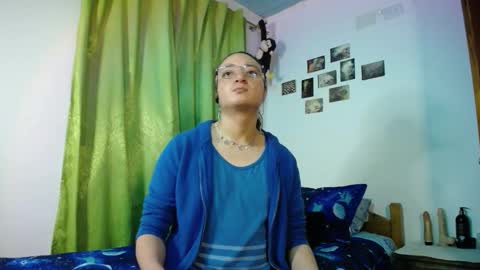 Snapshot of willmonkey chatting on 10-27-25, 12:26 willmonkey online show from 10-27-25, 12:26