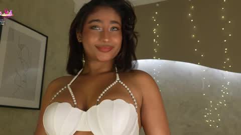 Snapshot of willow_hendrix chatting on 04-05-26, 11:18 Ms Willow online show from 04-05-26, 11:18