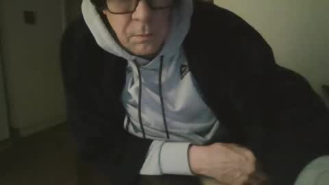 Snapshot of willtie26 chatting on 12-09-24, 02:45 willtie26 online show from 12-09-24, 02:45