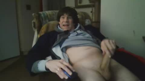 Snapshot of willtie26 chatting on 02-04-25, 03:54 willtie26 online show from 02-04-25, 03:54